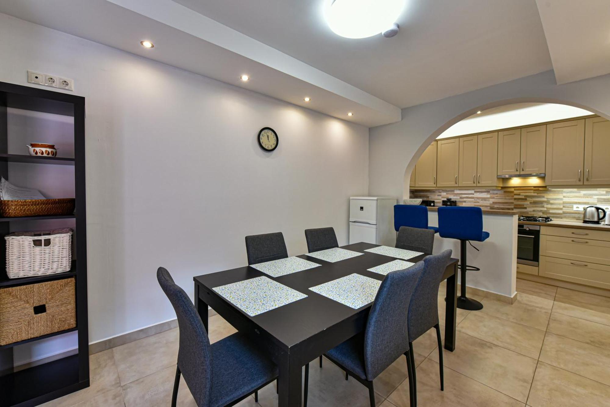 Honfoglalas Vendeghaz Eger Extérieur photo